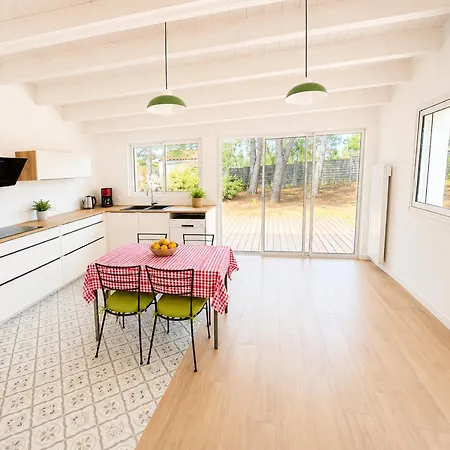 Maison Boisee A La Tranche-sur-mer, Proche Sainte Anne Et Commodites - Fr-1-22-260 Holiday home La Tranche-sur-Mer